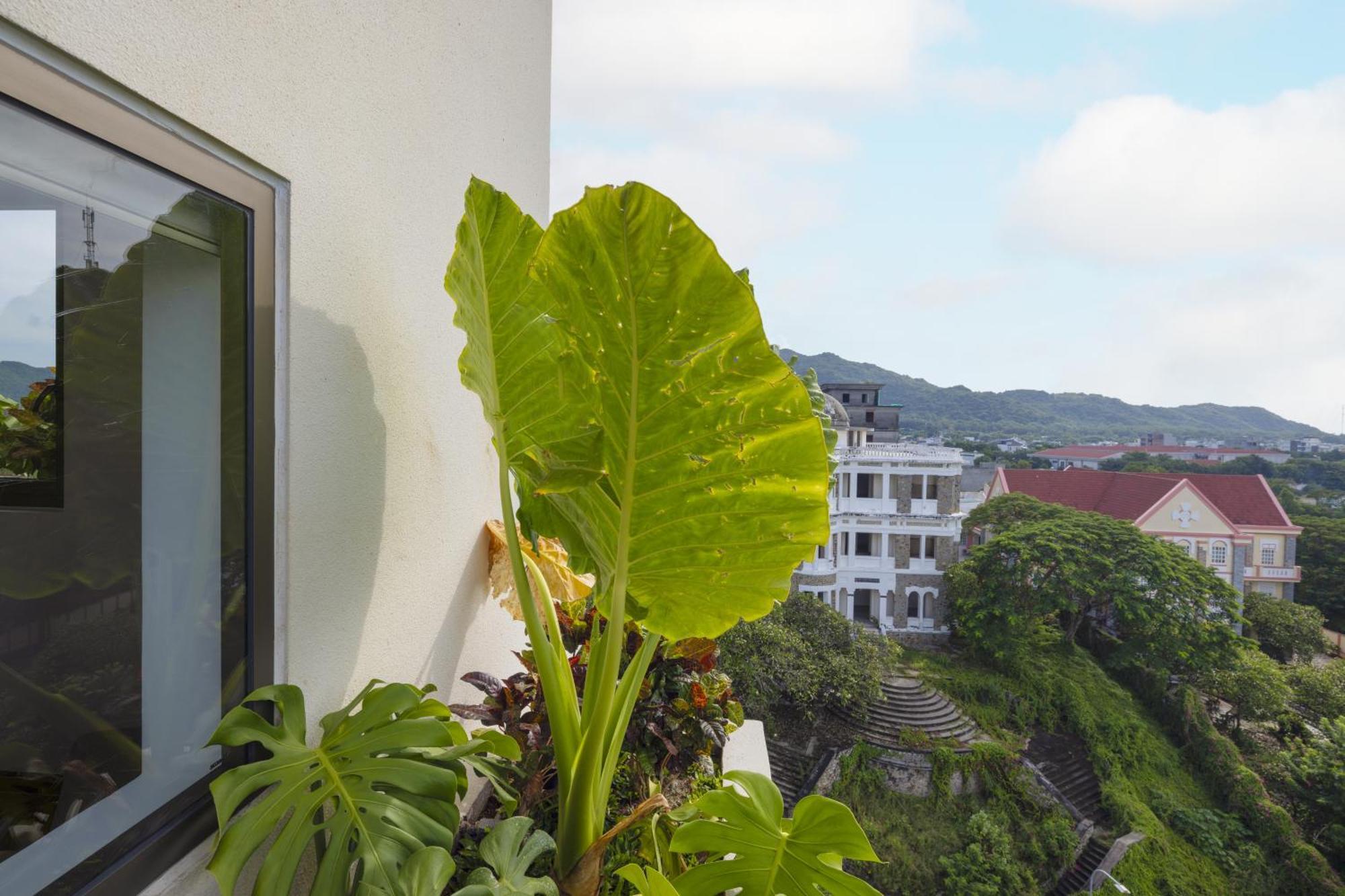 Iconic Long Hai Hotel Exterior photo